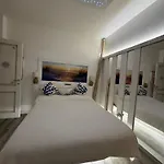 Carrie - Coralbay *